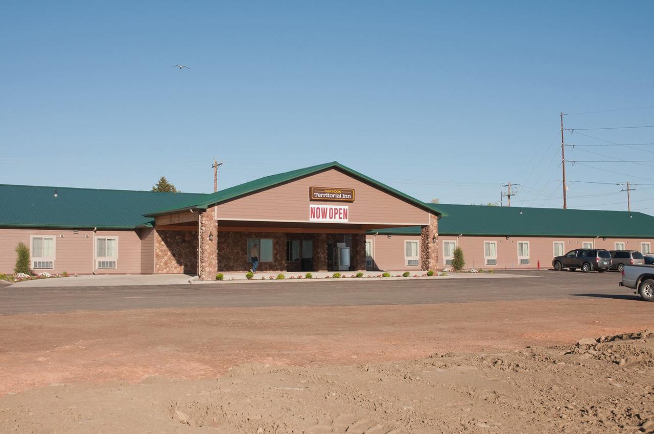 Van Hook Territorial Inn New Town Esterno foto